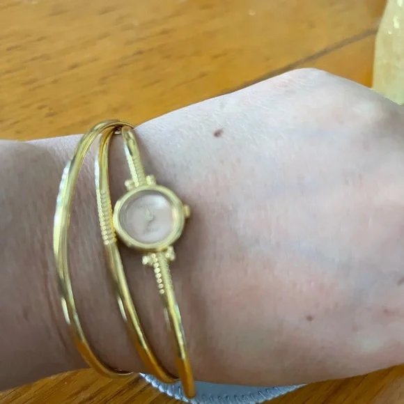 wako bangles with watch